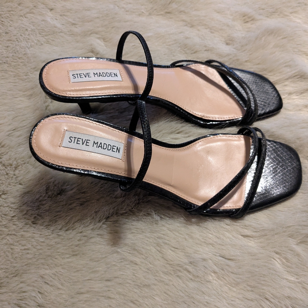 Steve Madden Black Strappy Women's Sandals